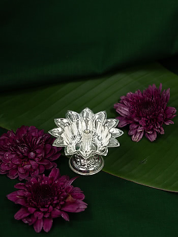 Lotus Diya Crafted in 925 Silver