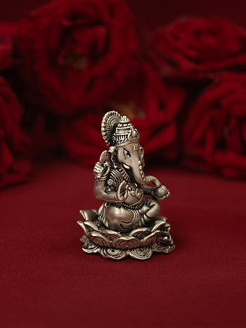 Vinayak Ganesha Idol Crafted in 925 Silver