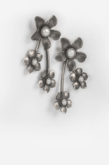 Trace L Earrings