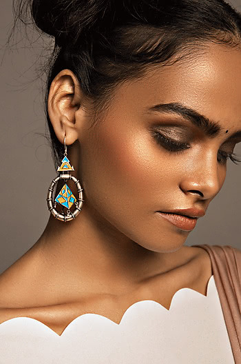 Antique Tribhuja Sculpture Earrings