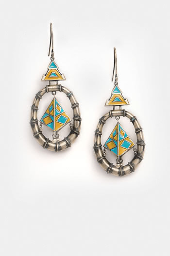 Tribhuja Sculpture Earrings Tribhuja Sculpture Earrings