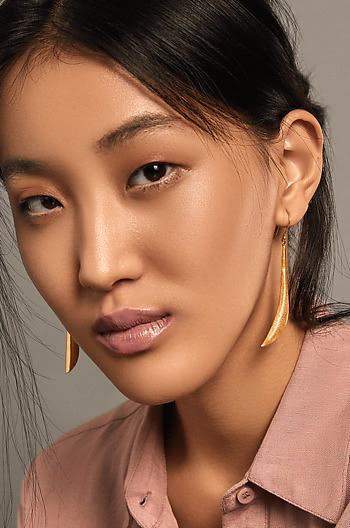 Just Do it Earrings in Gold Plating Just Do it Earrings in Gold Plating