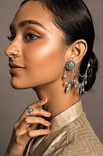 Vasuh Vent Earrings in 925 Silver