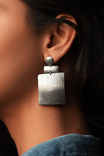 Drama Queen Earrings