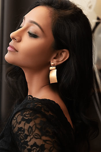 Drama Queen Earrings in Gold Plating
