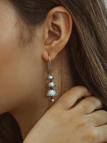 Silver Single discount 96% NoName earring WOMEN FASHION Accessories Earring 