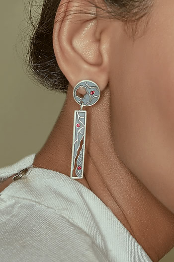 Unfair Lovely Earrings