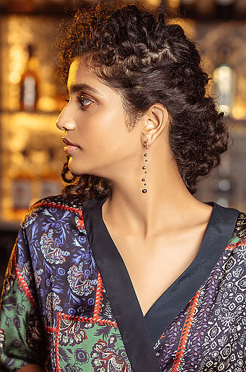 Shake It Off Earrings in Gold Plating