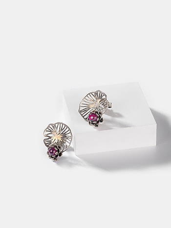 Rise Above Fear Earrings in 925 Silver