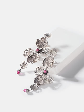 Rise Above Neglect Earrings in 925 Silver