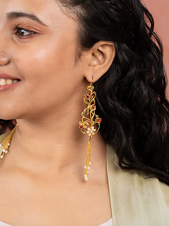 https://images.cltstatic.com/media/product/350/AE00966-SS0000-nakhrewali-aunty-fishhook-earrings-in-gold-plated--silver-prd-1-model.jpg