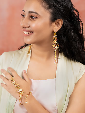 https://images.cltstatic.com/media/product/350/AE00966-SS0000-nakhrewali-aunty-fishhook-earrings-in-gold-plated--silver-prd-6-pd.jpg