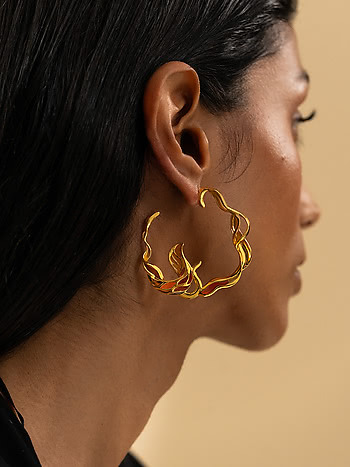 Forged by Sacrifice Hoop Earrings in Gold Plated 925 Silver