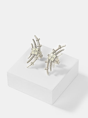 Kataka Stud Earrings in Oxidised 925 Silver