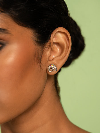 Haathi Motif Stud Earrings in Oxidised 925 Silver