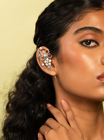 Betty F Earcuffs in 925 Oxidised Silver