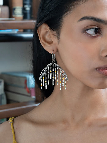 The Great Hall Earrings in 925 Silver