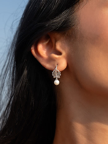 Pearl Of My Eye Earrings in 925 Silver