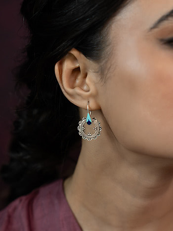 Taal Earrings in 925 Silver