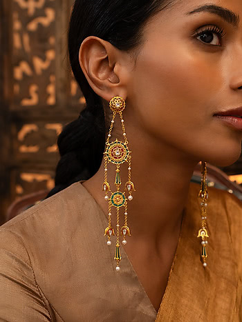 Madhanya Earrings In Gold Plated 925 Silver