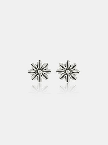 Sehaj Stud Earrings in 925 Silver