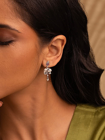 The Deep Listener Earrings in 925 Silver