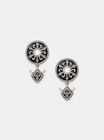 Impassable Bagh Nakh Earrings in 925 Silver