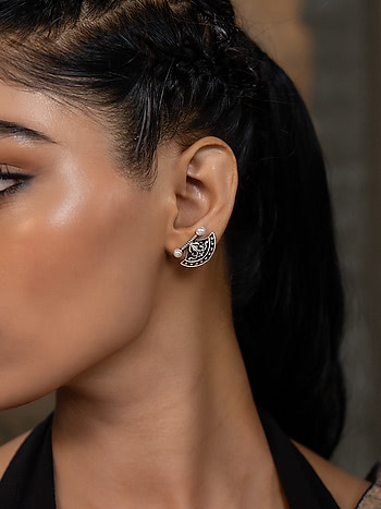Untamed Axe Earrings in 925 Silver