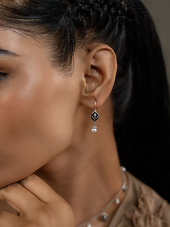 Tenacious Archery Earrings in 925 Silver