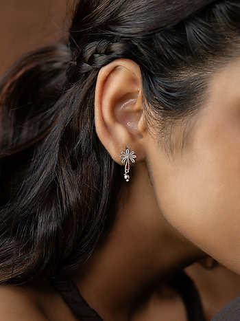 Taruvar Earrings in 925 Silver