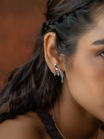 Vihang Earrings in 925 Silver