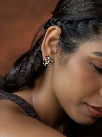Upvan Earrings in 925 Silver