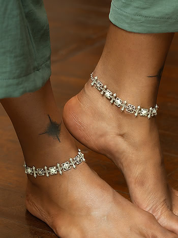 Chaukhdi Anklet in Oxidised 925 Silver