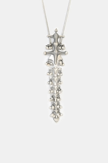 Akkadevi Sword Necklace Akkadevi Sword Necklace