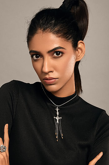 Noor Sword Necklace Noor Sword Necklace