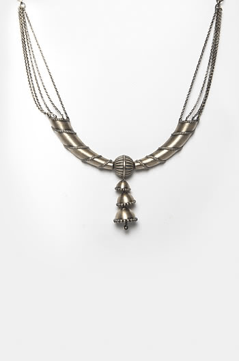Narah Pillar Necklace Narah Pillar Necklace