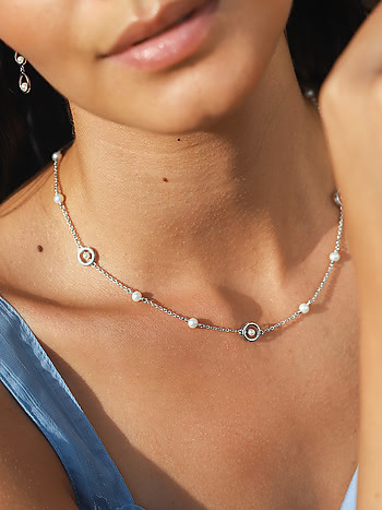 https://images.cltstatic.com/media/product/350/AL00078-SS0000-play-harder-necklace-in--silver-prd-1-model.jpg