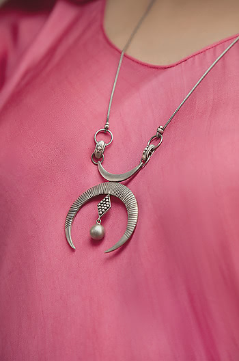 Antique Didas Holiday Necklace