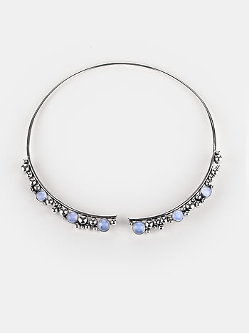 A Windy Walk Necklace in 925 Silver