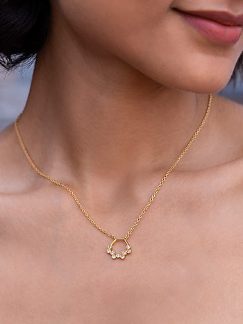 Starry Gaze Pendant Necklace in Gold Plated 925 Silver