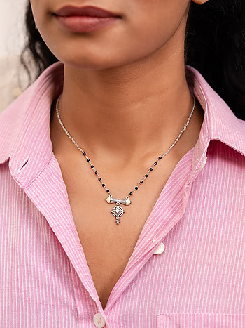 Chaukhdi Mangalsutra Necklace in 925 Silver