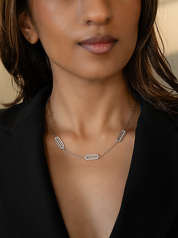 Pretty Thing Necklace Crafted in 925 Silver