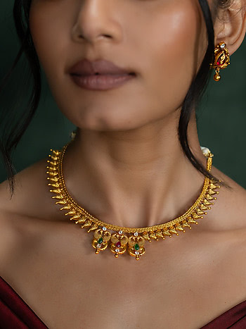 Satya Necklace in Gold Plated 925 Silver