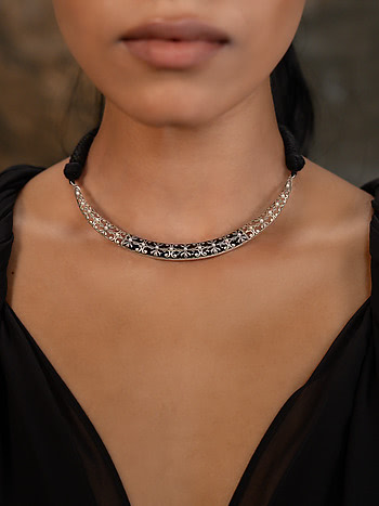 Fierce Chakram Necklace in 925 Silver