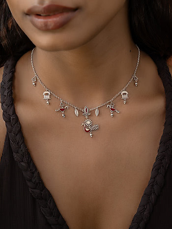 Thavaa Necklace in 925 Silver
