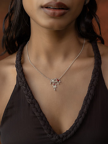 Nisarg Necklace in 925 Silver
