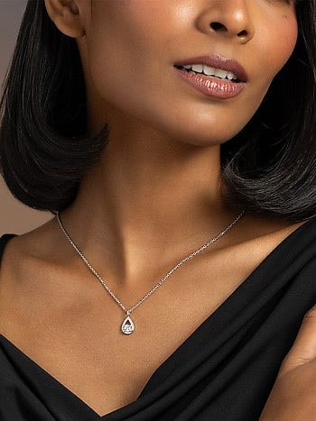Halo Oval Pendant in 925 Silver