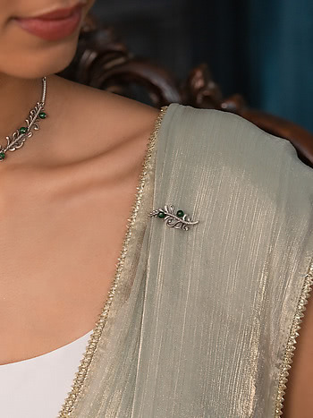 Revive Oxidized Brooch in 925 Silver