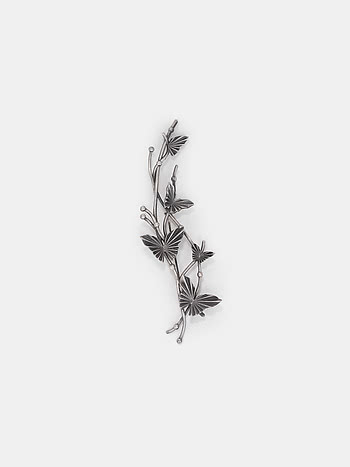 Oxidised Chasing My Untamed Thrills Brooch in 925 Silver