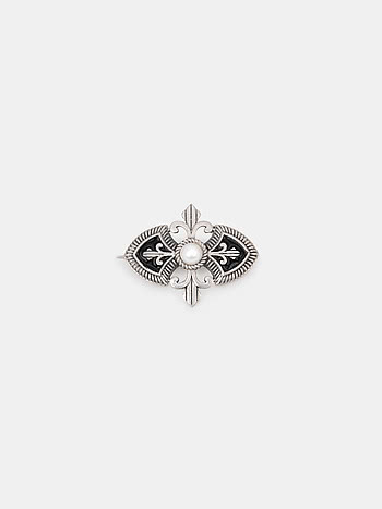 Audacious Axe Broch Pin in 925 Silver